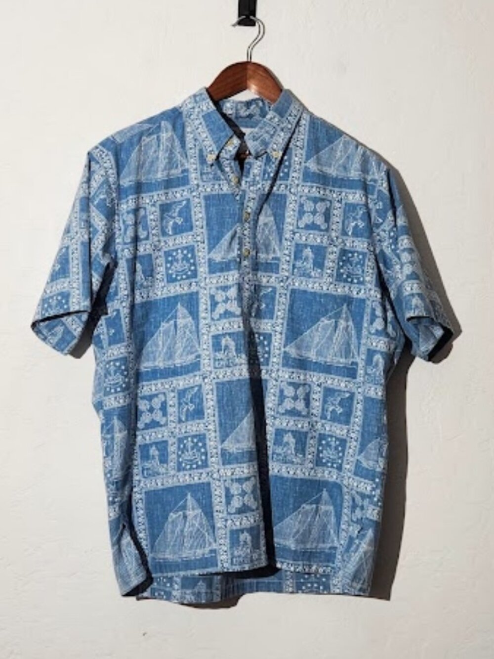 Reyn Spooner Men's Short Sleeve Hawaiian Collared Shirt Size Medium